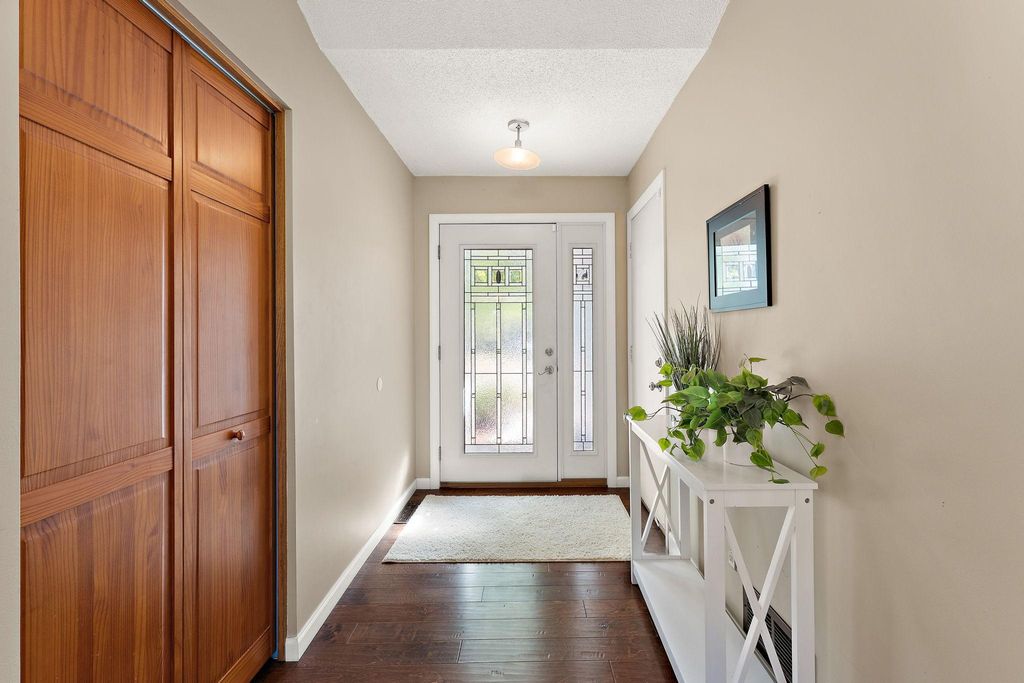 9056 Sequoia Road, Woodbury, MN 55125 — photo 4