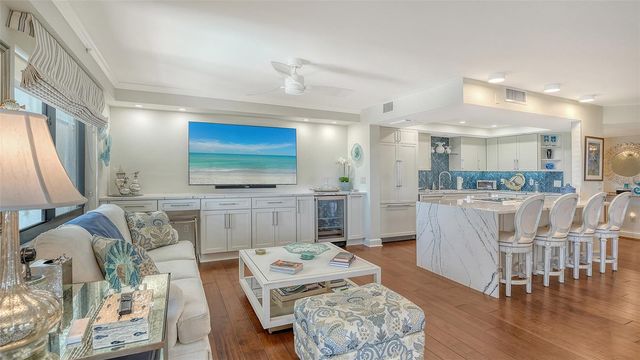 1100 BENJAMIN FRANKLIN DRIVE 604, Sarasota, FL 34236