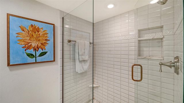 1100 BENJAMIN FRANKLIN DRIVE 604, Sarasota, FL 34236