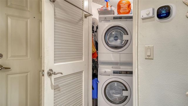 1100 BENJAMIN FRANKLIN DRIVE 604, Sarasota, FL 34236