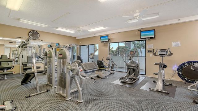 1100 BENJAMIN FRANKLIN DRIVE 604, Sarasota, FL 34236