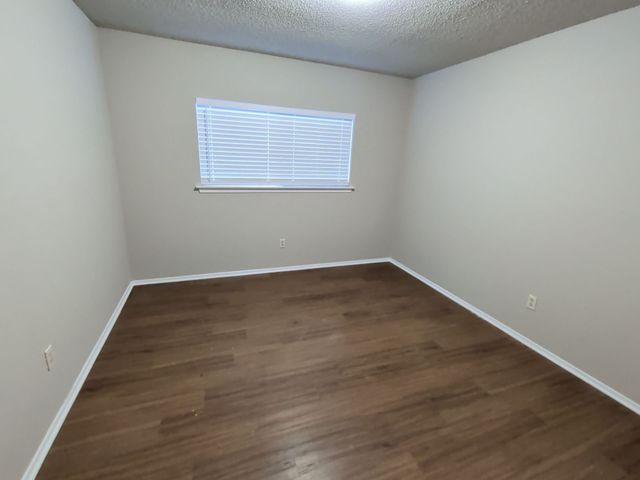 1703 Chittam Drive, Euless, TX 76039