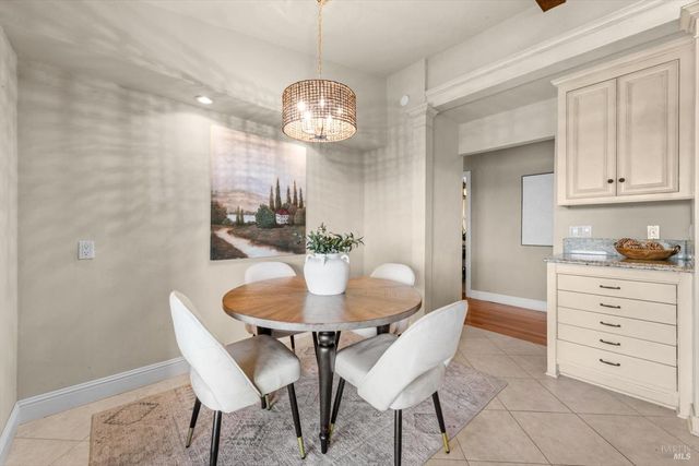 14 Maui Way, Napa, CA 94558