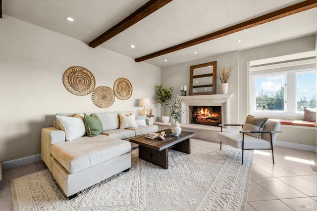 14 Maui Way, Napa, CA 94558