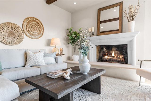 14 Maui Way, Napa, CA 94558