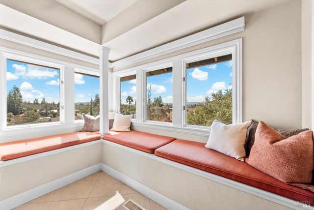 14 Maui Way, Napa, CA 94558