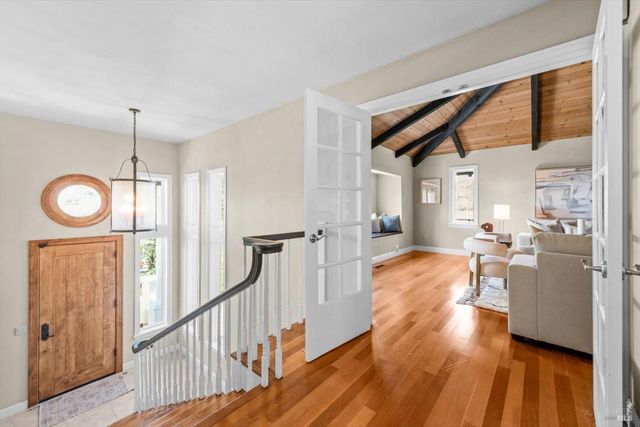 14 Maui Way, Napa, CA 94558