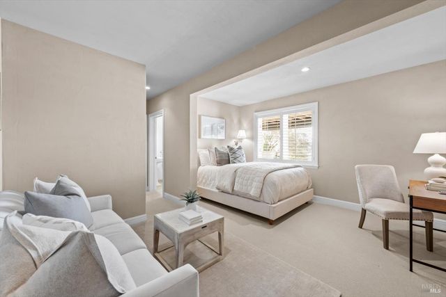 14 Maui Way, Napa, CA 94558