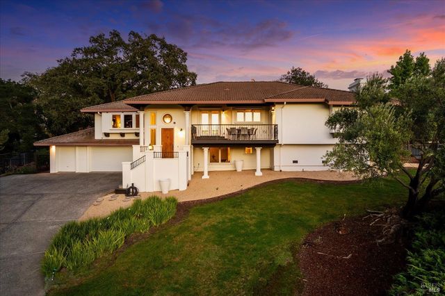 14 Maui Way, Napa, CA 94558