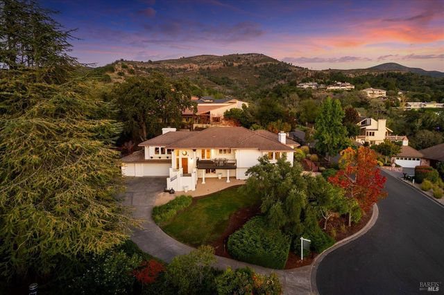 14 Maui Way, Napa, CA 94558