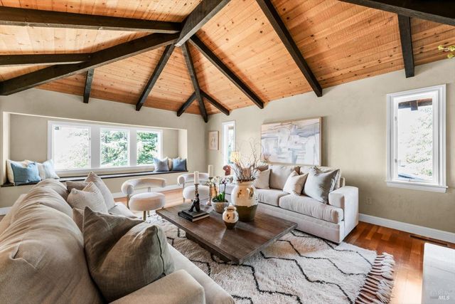 14 Maui Way, Napa, CA 94558