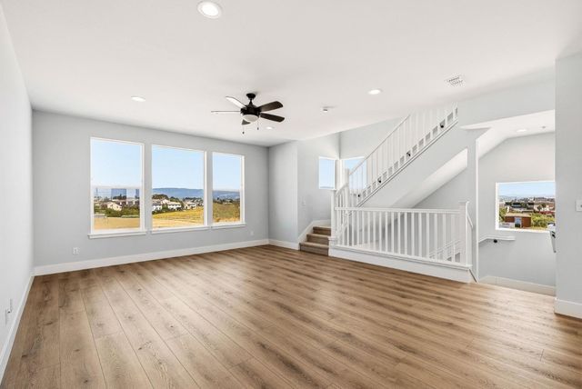 141 Skyline Vista Way, Watsonville, CA 95076