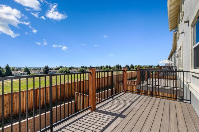 141 Skyline Vista Way, Watsonville, CA 95076