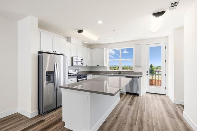 141 Skyline Vista Way, Watsonville, CA 95076