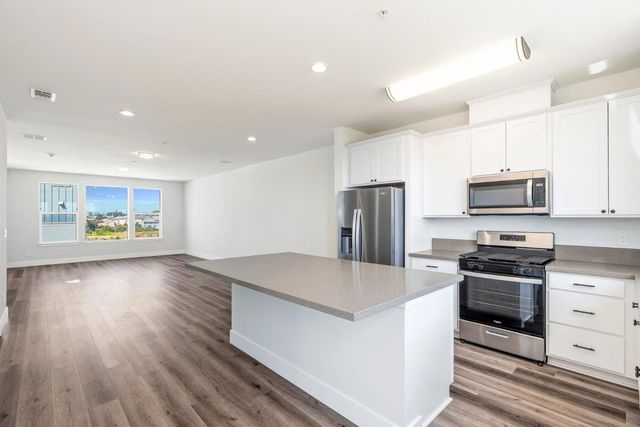 141 Skyline Vista Way, Watsonville, CA 95076