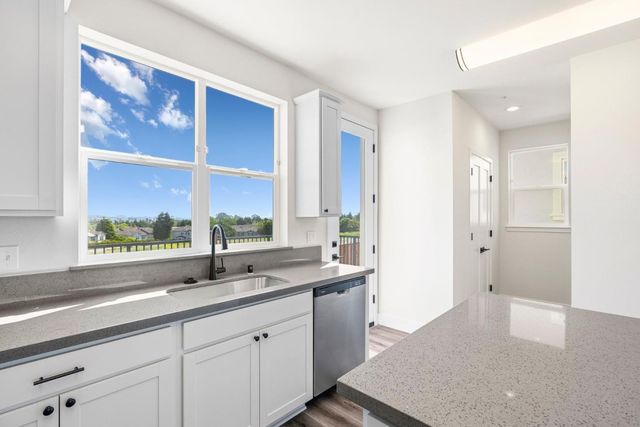 141 Skyline Vista Way, Watsonville, CA 95076
