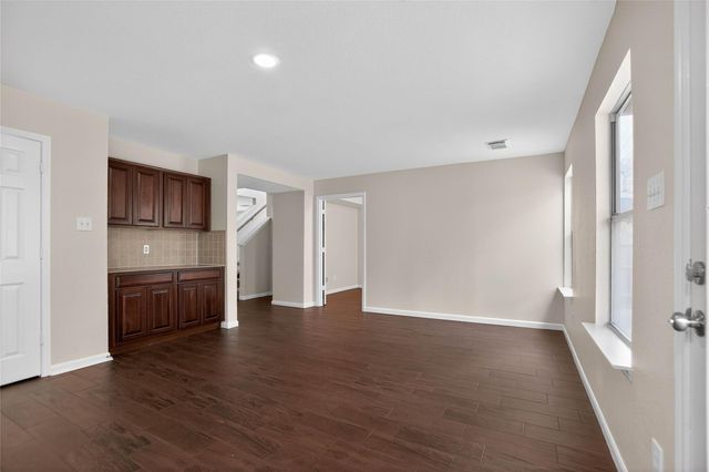 239 Remington Heights Drive, Houston, TX 77073