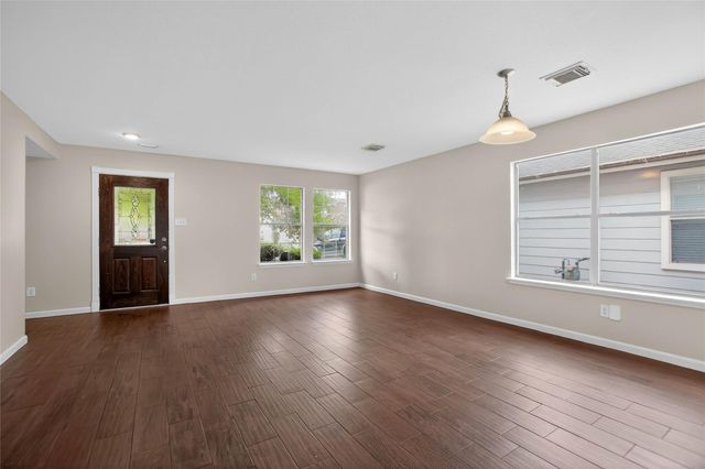 239 Remington Heights Drive, Houston, TX 77073