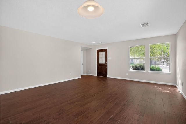 239 Remington Heights Drive, Houston, TX 77073