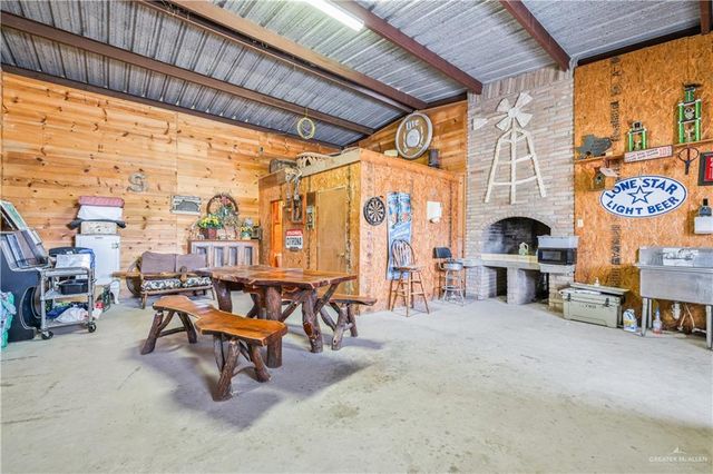 3120 Mesquite Country Avenue, Rio Grande City, TX 78582