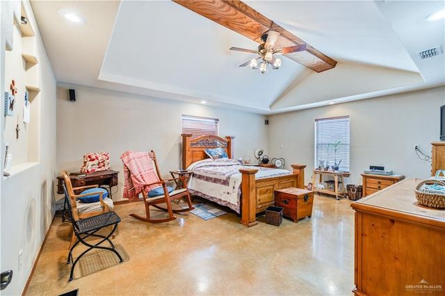 3120 Mesquite Country Avenue, Rio Grande City, TX 78582