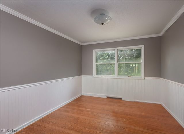 2935 Farmington Circle SW, Canton, OH 44706