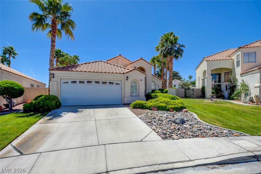 7365 Tamarind Avenue, Las Vegas, NV 89147 — photo 3