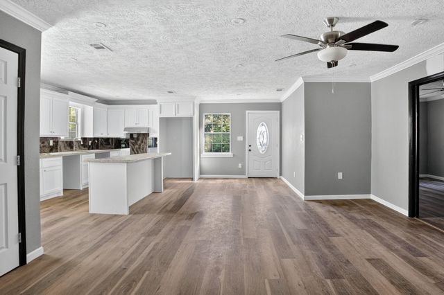 3261 Sherwood Drive, Orange, TX 77632