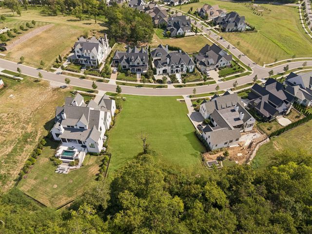 9113 Sawtooth Ln, College Grove, TN 37046