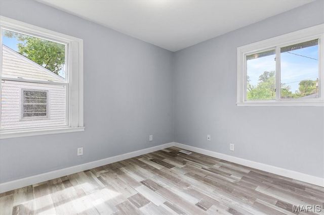332 Banff Circle, St Louis, MO 63137