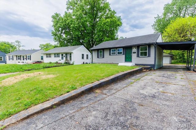 332 Banff Circle, St Louis, MO 63137