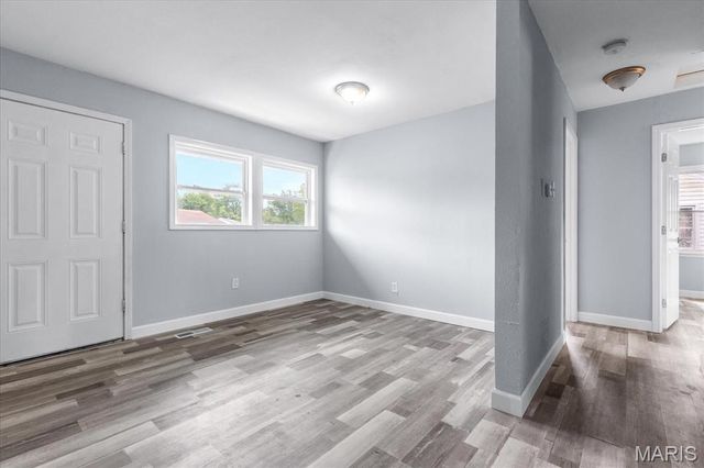 332 Banff Circle, St Louis, MO 63137