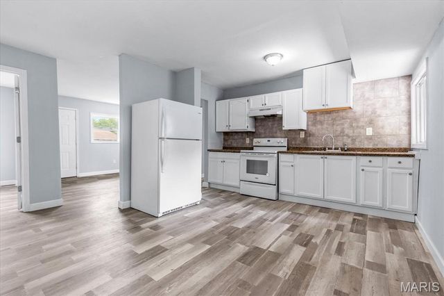 332 Banff Circle, St Louis, MO 63137