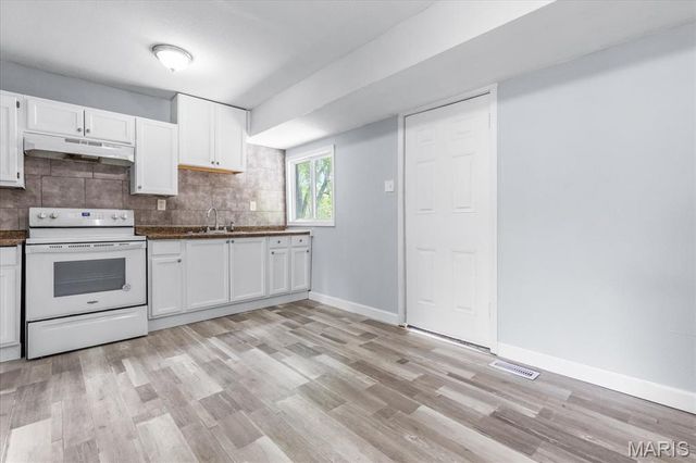 332 Banff Circle, St Louis, MO 63137