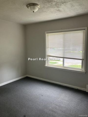 19928 Santa Barbara Drive, Detroit, MI 48221