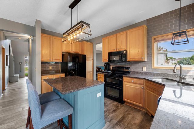 20364 Enright Way, Farmington, MN 55024