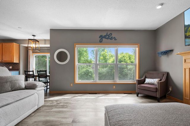 20364 Enright Way, Farmington, MN 55024