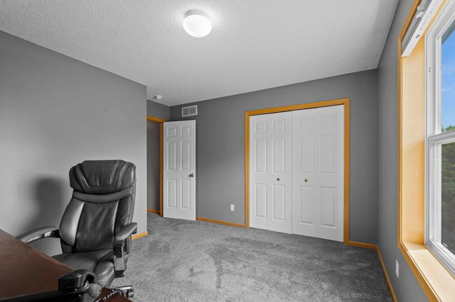 20364 Enright Way, Farmington, MN 55024