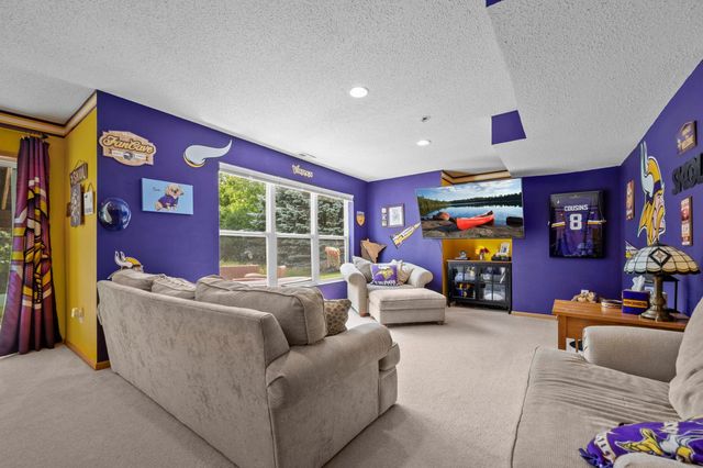 20364 Enright Way, Farmington, MN 55024