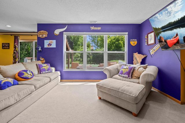 20364 Enright Way, Farmington, MN 55024