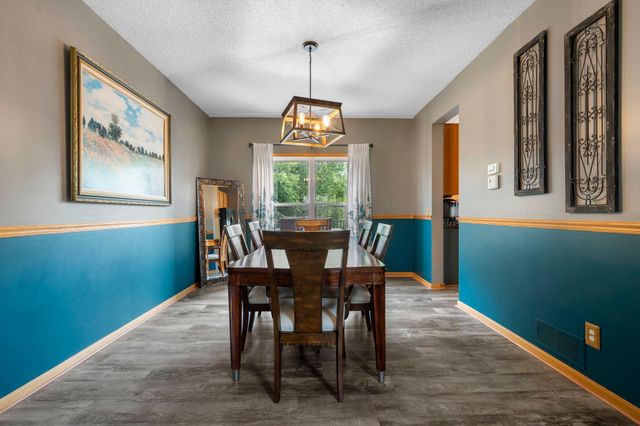 20364 Enright Way, Farmington, MN 55024