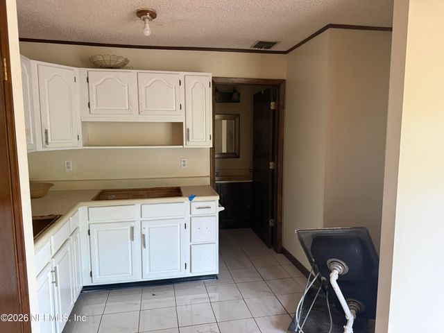 4320 SADDLEHORN Trail, Middleburg, FL 32068
