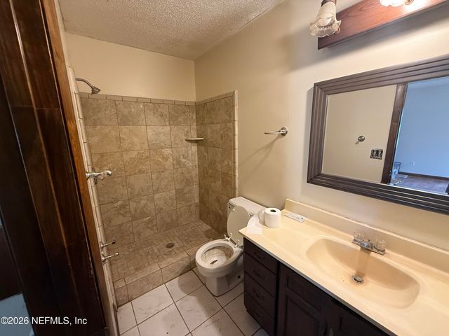 4320 SADDLEHORN Trail, Middleburg, FL 32068