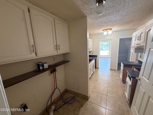 4320 SADDLEHORN Trail, Middleburg, FL 32068