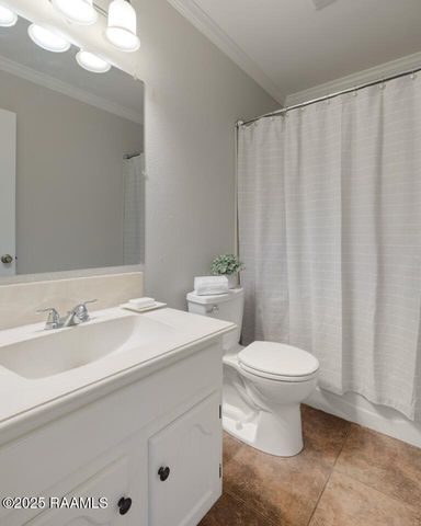 204 Eva Drive, Lafayette, LA 70508