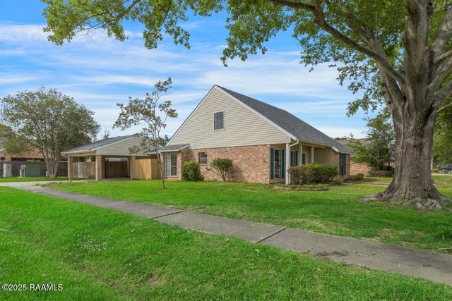204 Eva Drive, Lafayette, LA 70508