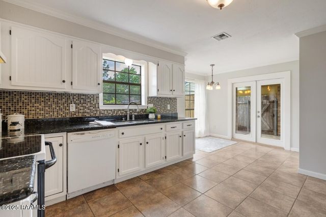 204 Eva Drive, Lafayette, LA 70508