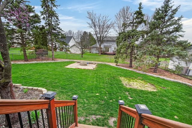 704 SW Maplewood Drive, Grimes, IA 50111