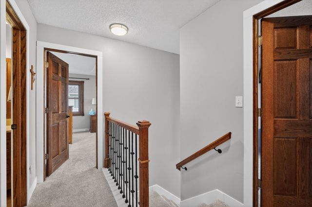 704 SW Maplewood Drive, Grimes, IA 50111