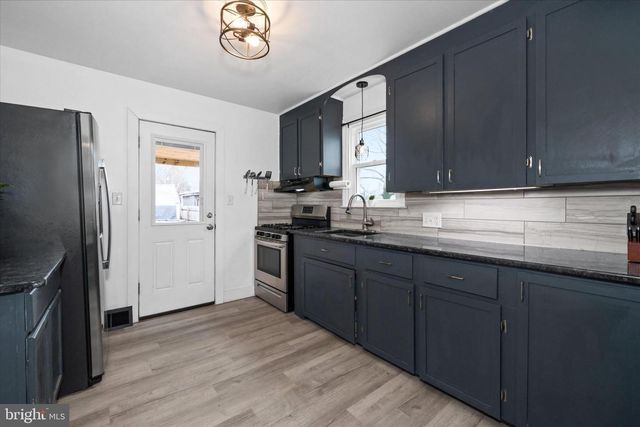 7 SECOND AVE, New Castle, DE 19720